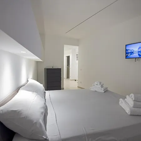 Loft La Sedia Rossa - Centro Storico Apartamento Milão Exterior foto
