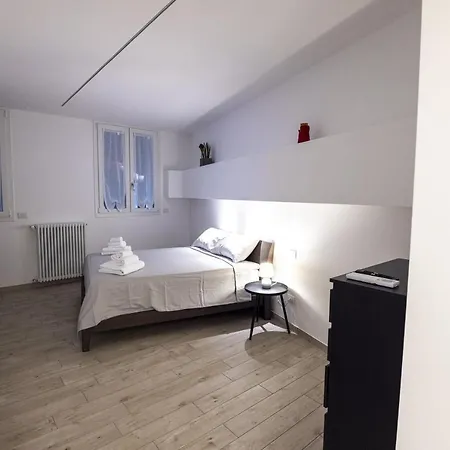 Loft La Sedia Rossa - Centro Storico Apartamento Milão Exterior foto