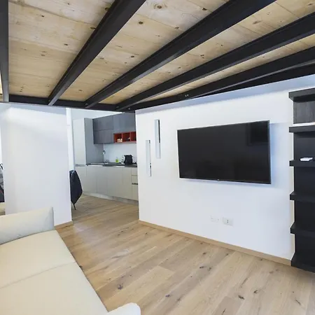 Loft La Sedia Rossa - Centro Storico Apartamento Milão Exterior foto